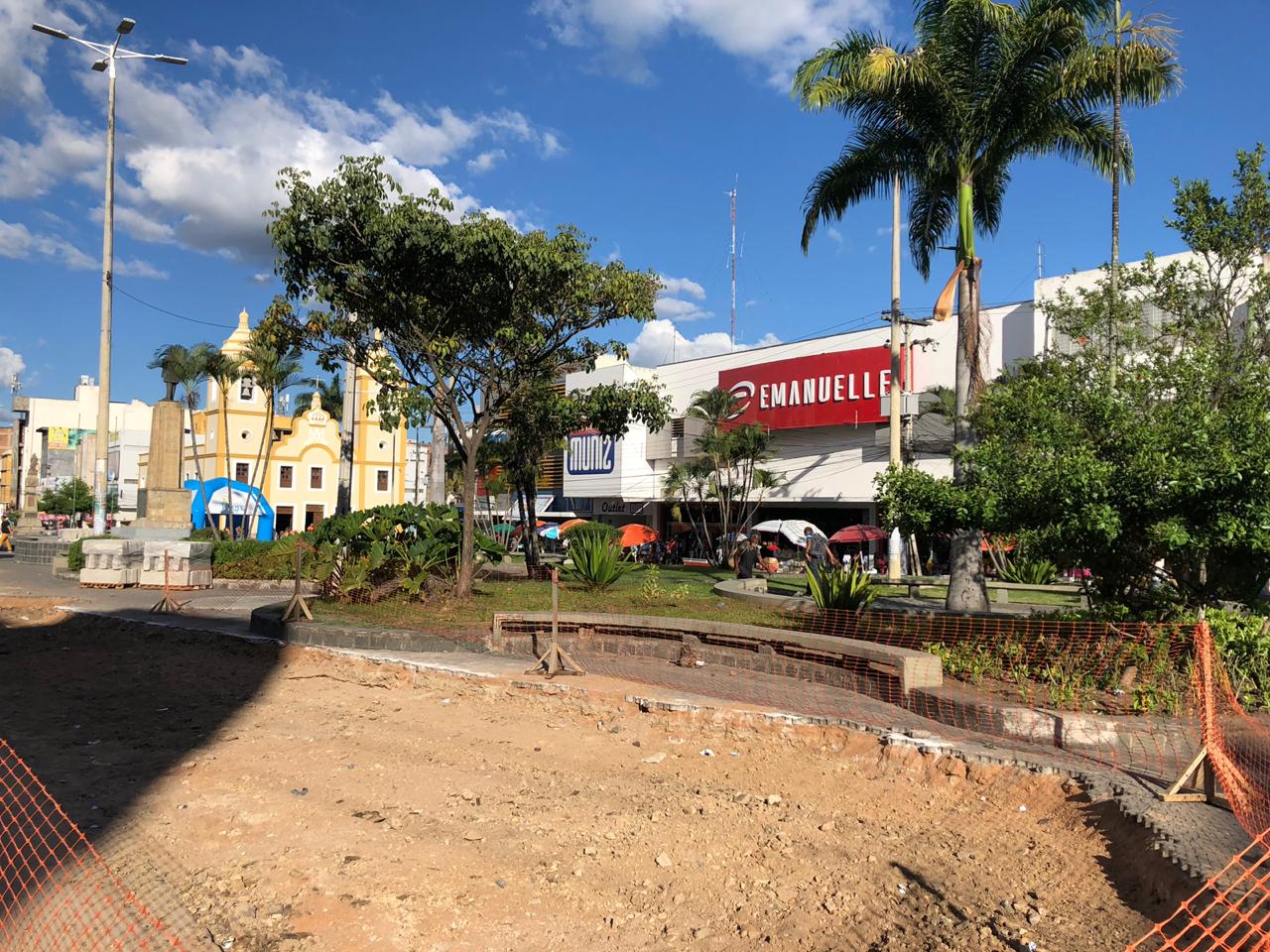 Em suas primeiras horas, projeto de requalificação do centro de Caruaru causa polêmica e até promessa de ação judicial