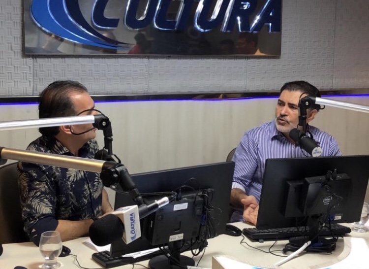 “Raquel desmancha até o que o pai dela fez”, diz Tony Gel