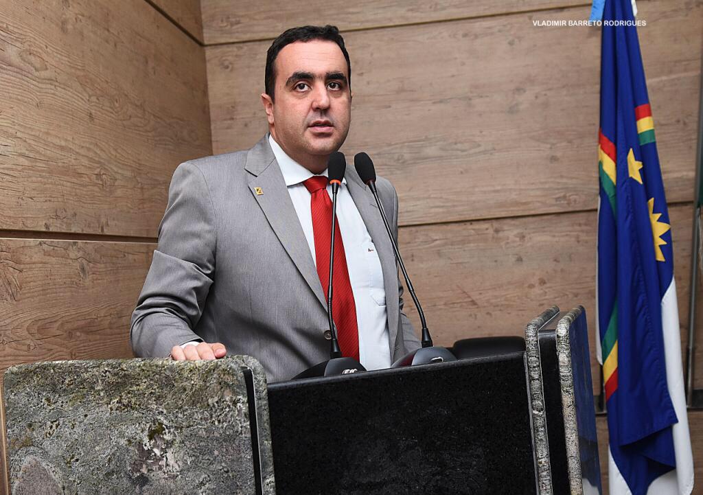 Lei que proíbe uso do canudo de plástico é promulgada em Caruaru