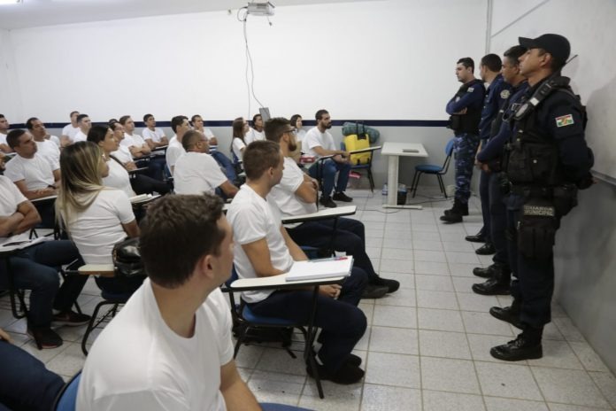 Raquel Lyra anuncia que vai convocar os 100 agentes aprovados no concurso da Guarda Municipal