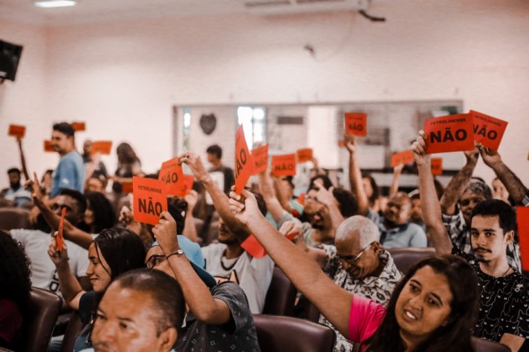 Pressão popular faz vereador recuar de apresentar título de cidadão petrolinense para Bolsonaro
