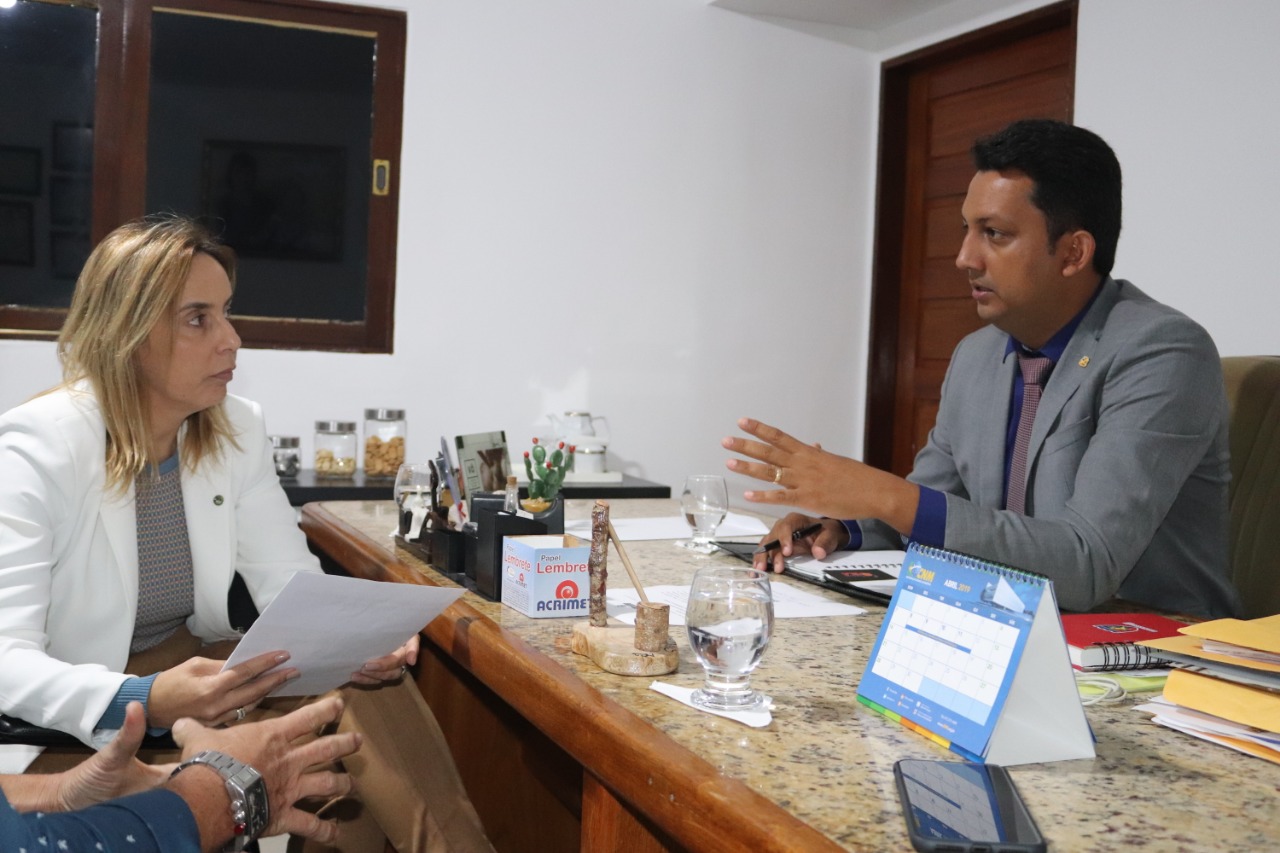 Vereador Ítalo Henrique recebe deputada Alessandra Vieira e reforça indicação ao Governo do Estado