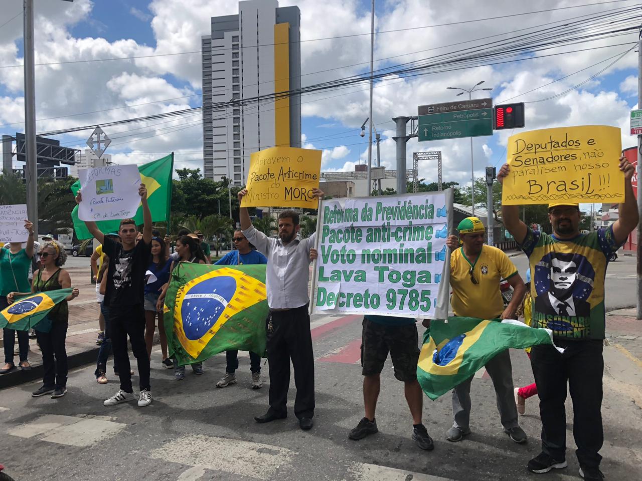 Cenário Político: A voz que vem das ruas