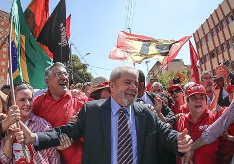 Supremo analisa pedido de Lula; Gilmar Mendes defende soltura imediata