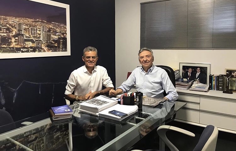 Rogério Menezes cada vez mais próximo de Zé Queiroz