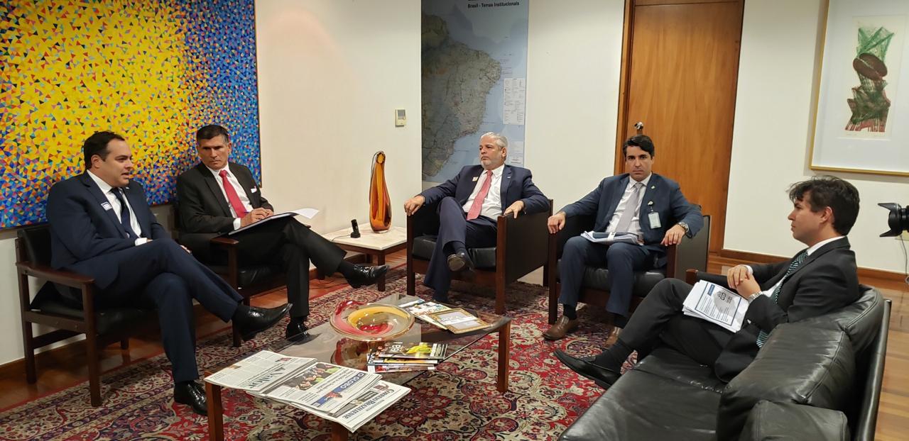 Governador defende investimento em infraestrutura para impulsionar desenvolvimento regional