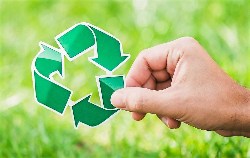 Sesc discute o uso consciente da água e o descarte de lixo em Caruaru