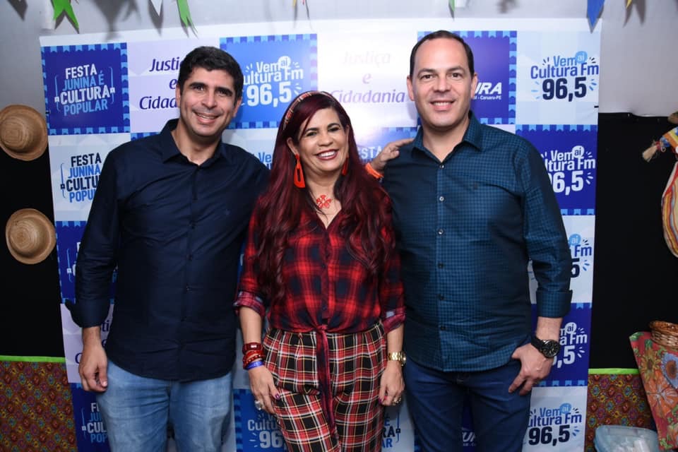 A convite de Lessa, deputados visitam o São João de Caruaru