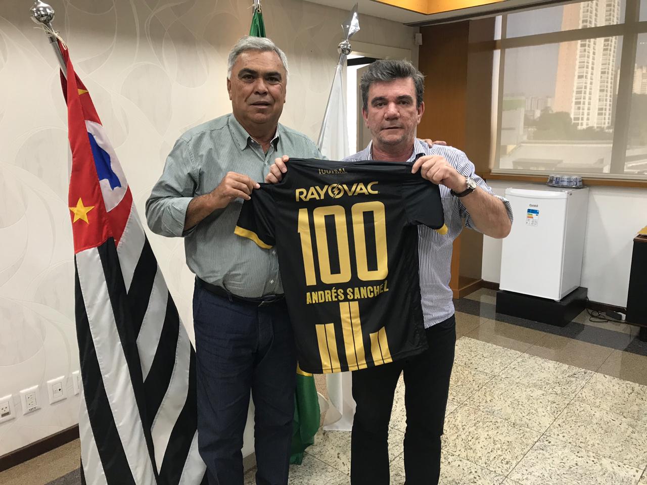 Presidentes de Central e Corinthians acertam detalhes de amistoso
