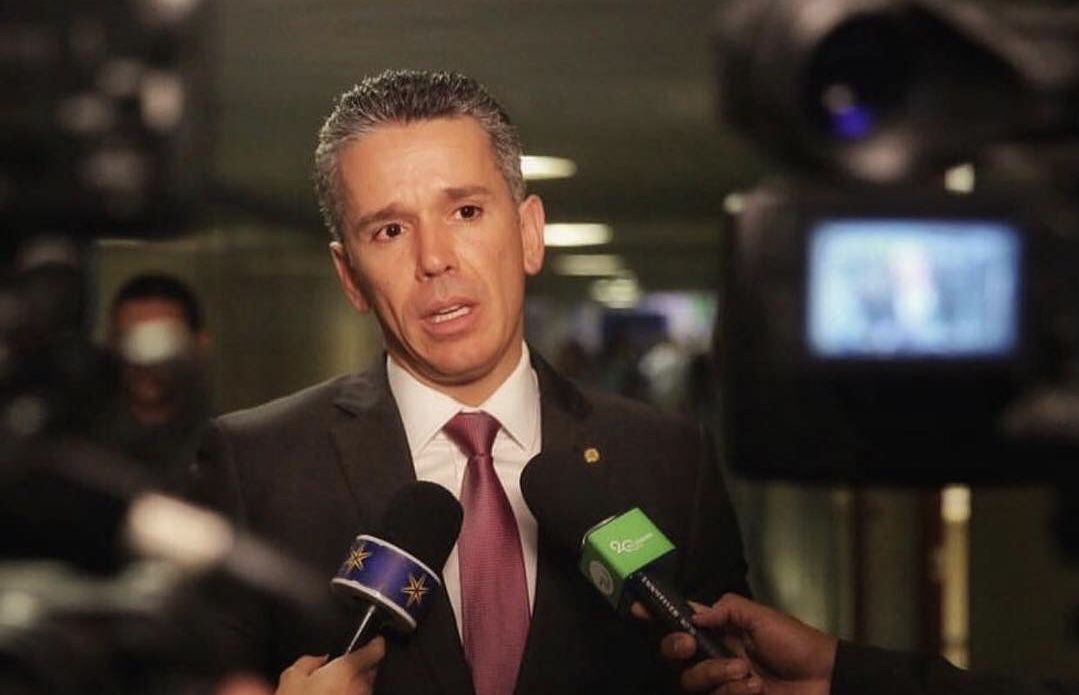 Socialistas pernambucanos saem em defesa de Felipe Carreras