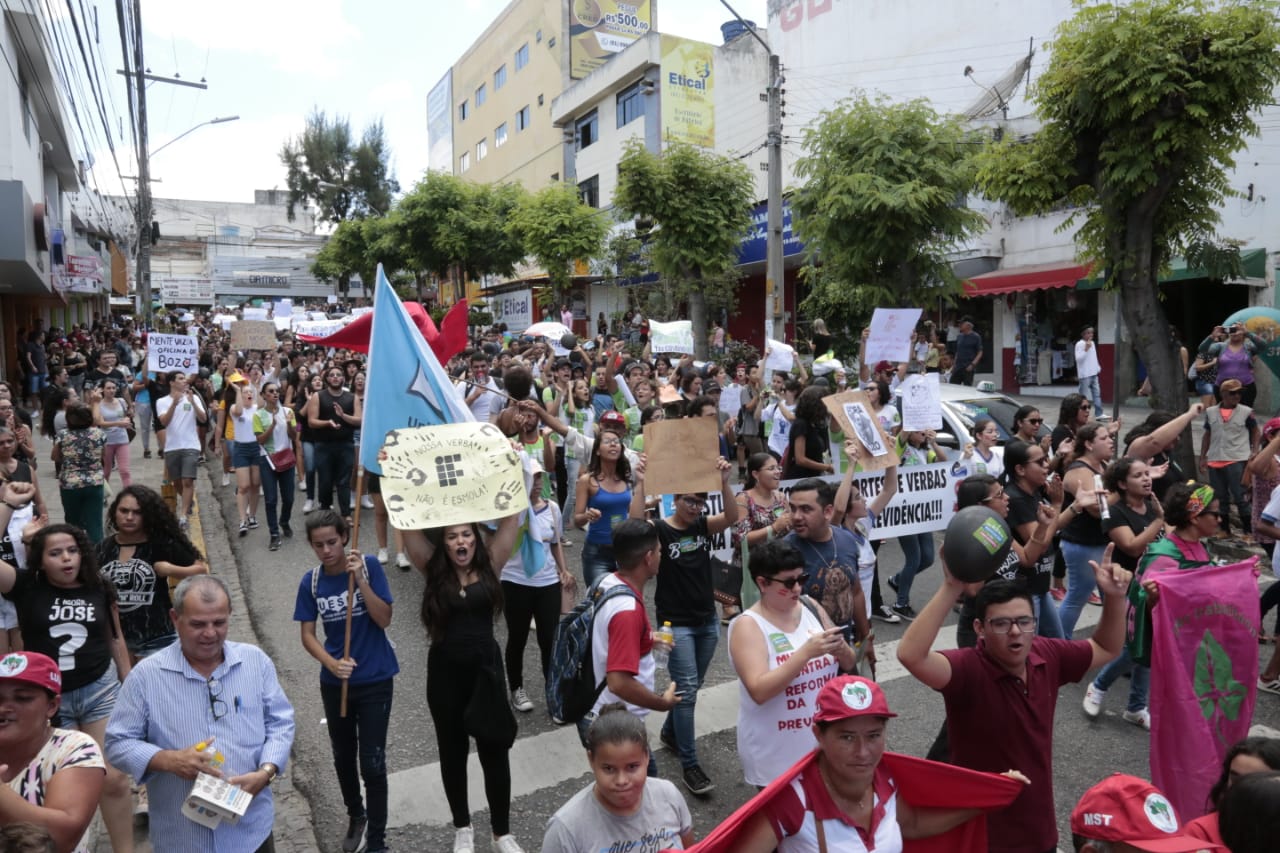 Movimentos voltam às ruas contra políticas do governo Bolsonaro