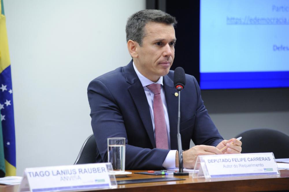 PSB decide pela suspensão do deputado federal Felipe Carreras