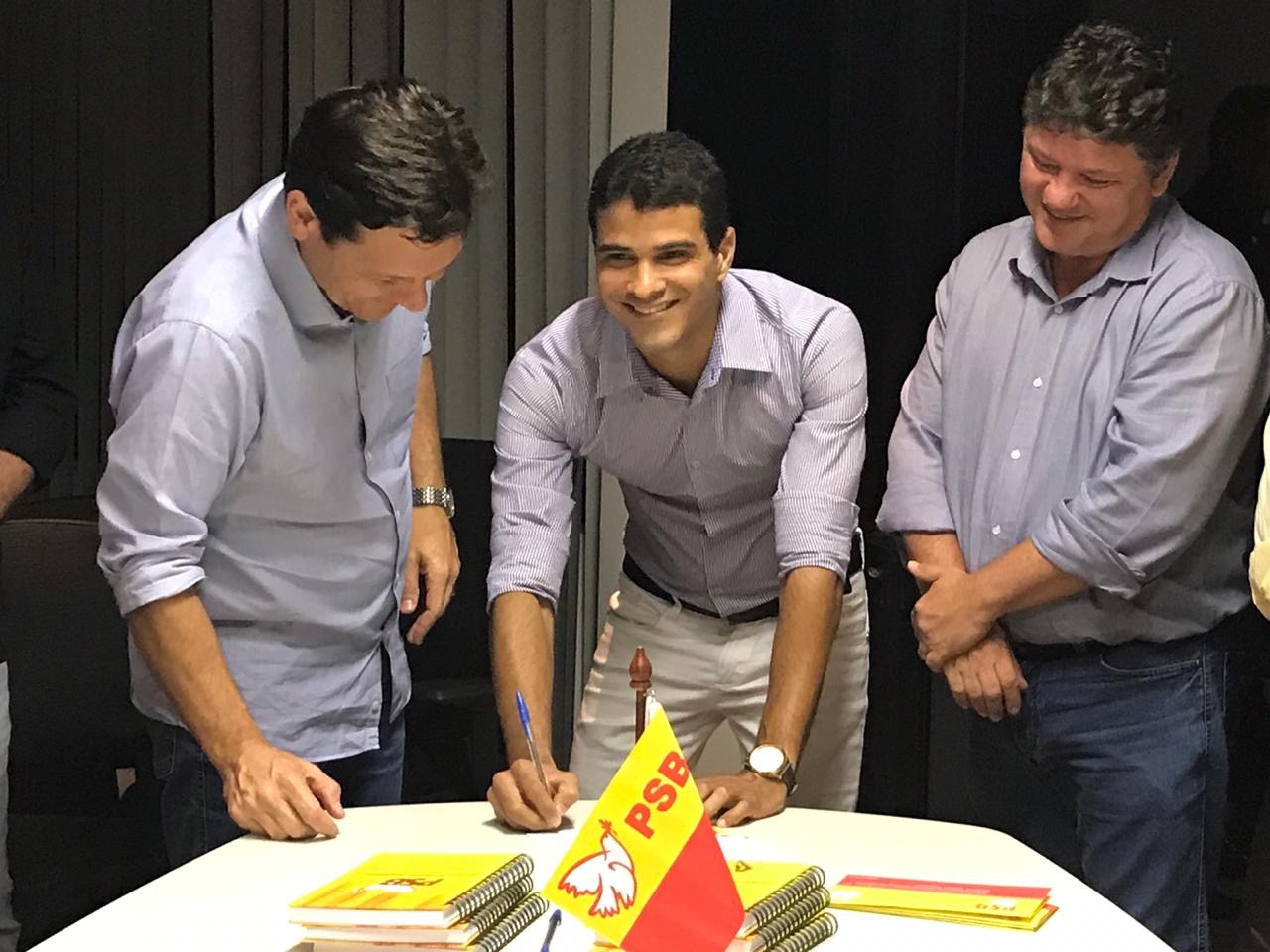 De olho em 2020, PSB realiza novas filiações no Recife