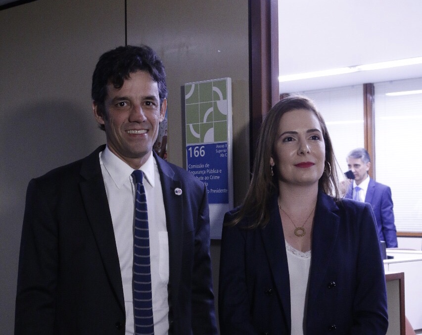 Daniel Coelho recebe ex-delegada da Decasp em Brasília