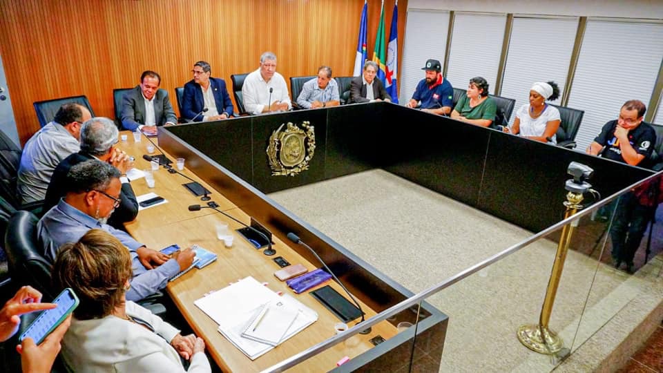 Parlamentares lançam manifesto em defesa do Assentamento Normandia