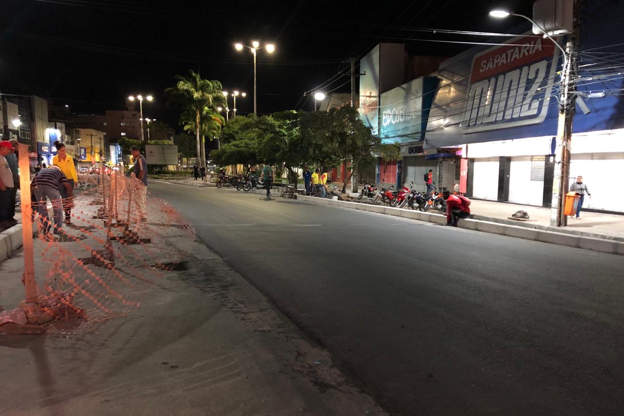 Previsão de conclusão da primeira etapa de requalificação da 15 de Novembro é nesta quarta (25)