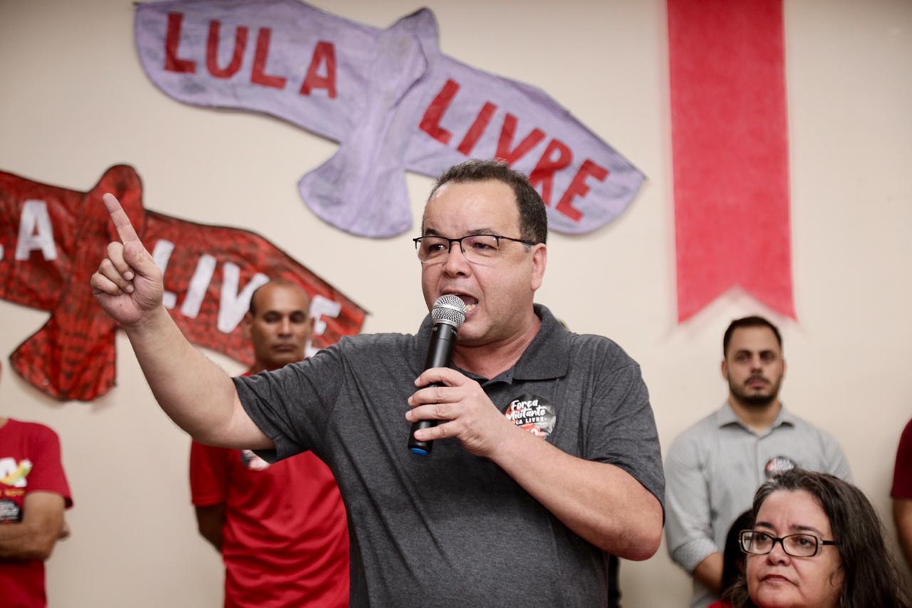 Glaucus Lima tentará reeleição à presidência do PT de Pernambuco