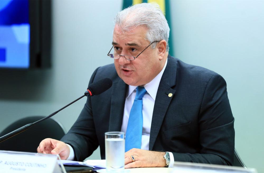 Augusto Coutinho convoca Audiência Pública para debater o aumento nas taxas de cartões