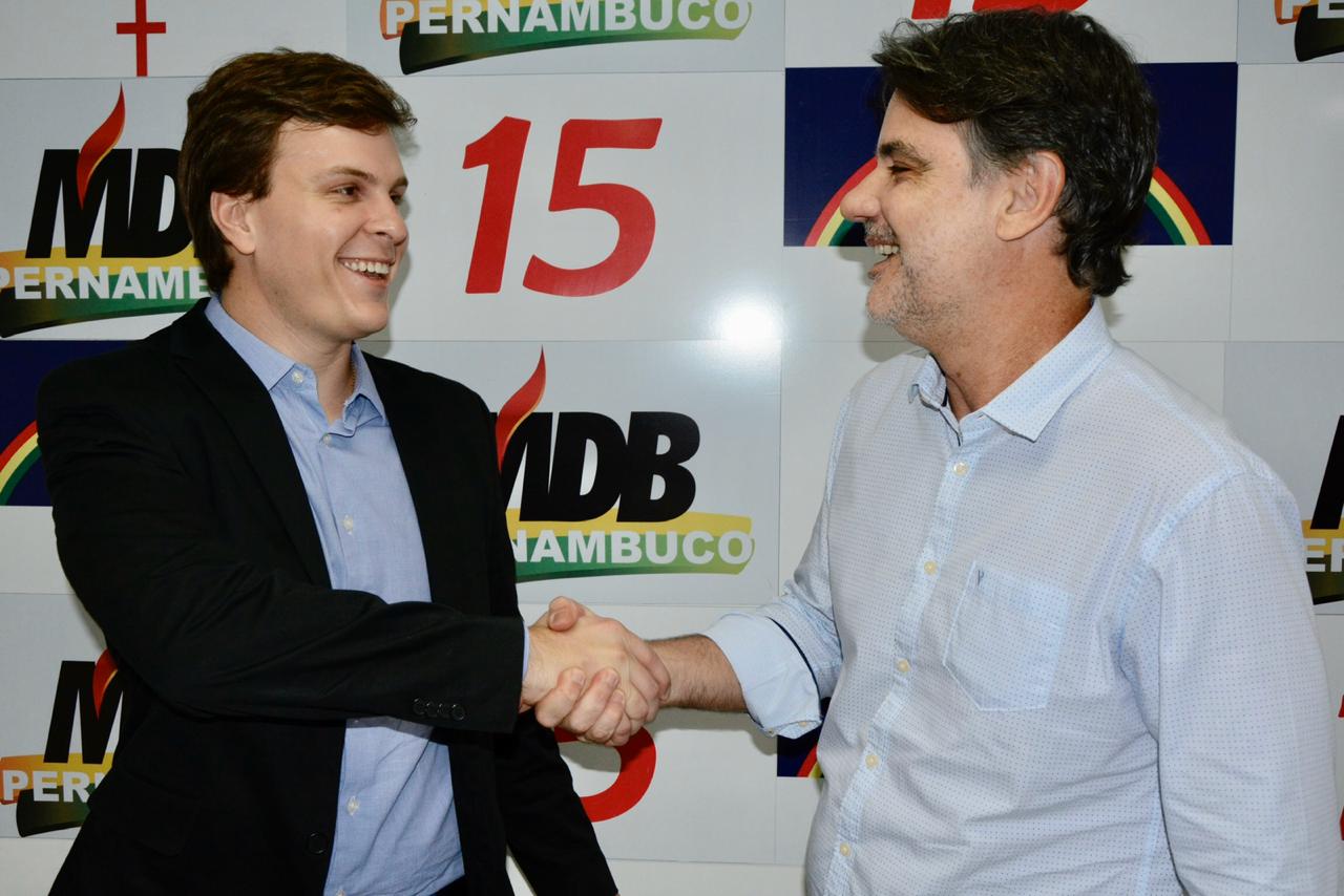 Miguel Coelho marca para novembro filiação ao MDB