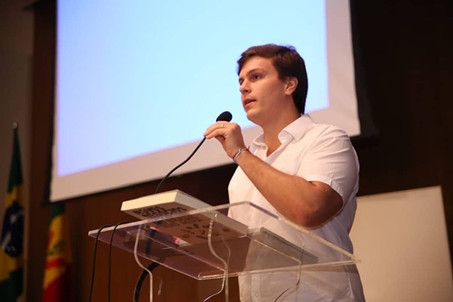 Miguel Coelho caminha para ter uma reeleição tranquila em Petrolina