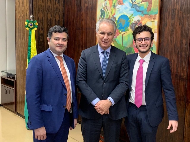 Ministro da Agricultura se reúne com Eduardo da Fonte e garante apoio a pescadores