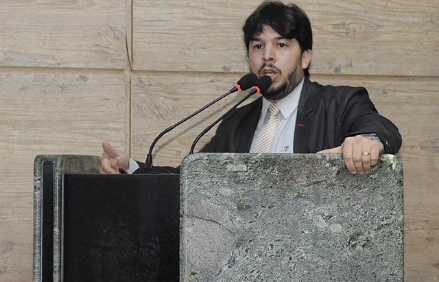 Fagner Fernandes sai em defesa da antiga Gerência de Proteção Animal