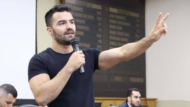 Arthur do Val ‘Mamãe Falei’ é expulso do DEM