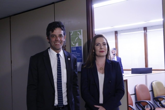 Por indicação de Daniel Coelho, delegada Patrícia Domingos receberá Medalha Mérito Legislativo