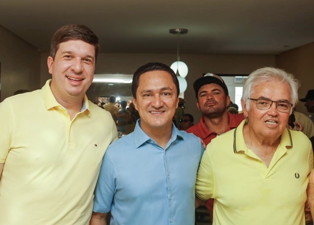 Em São Joaquim do Monte, André Ferreira anuncia apoio a Dr. Abrantes