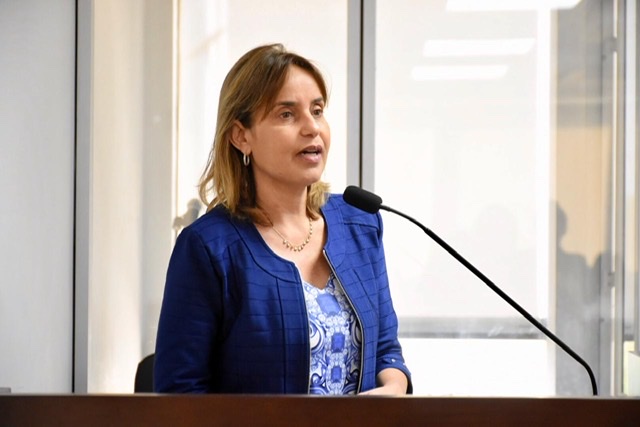 Alessandra Vieira quer impedir valor maior de carnes vendidas de forma fracionada