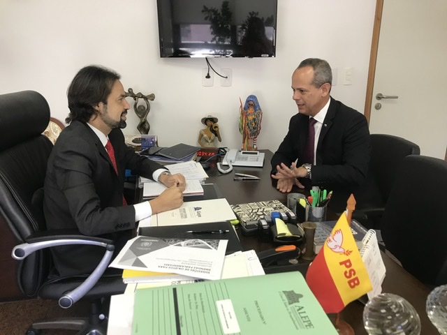 Em encontro com secretário de Educação, Diogo solicita ações da área para o Agreste e Sertão