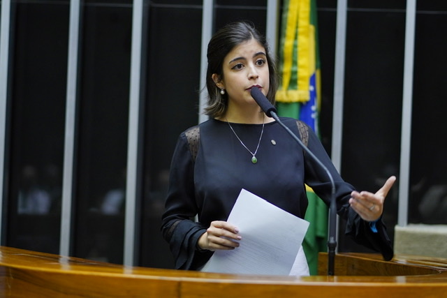 Tábata Amaral vem à Pernambuco participar de evento realizado por MDB Mulher