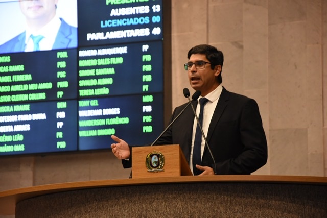 Lessa garante emenda de R$ 200 mil para o Icia