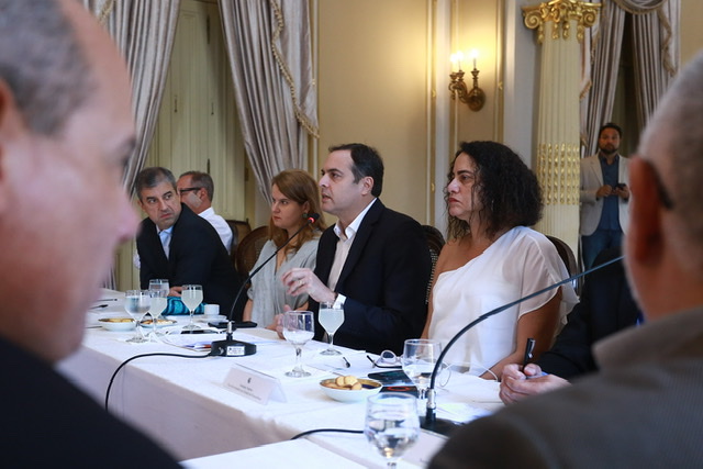 Paulo Câmara reúne secretariado e faz balanço de ações no ano