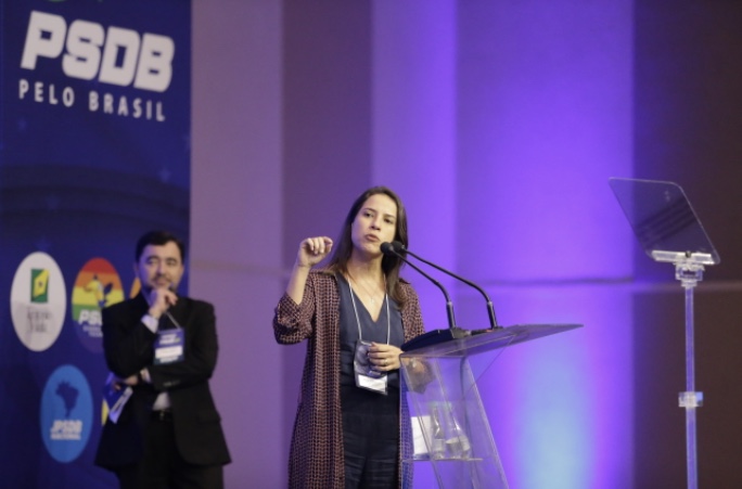 Raquel se firma no PSDB e mostra prestígio junto à cúpula tucana