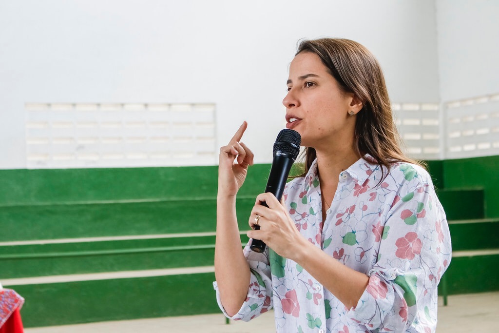 Responsável pelas mídias sociais de Raquel tem salário de secretária executiva