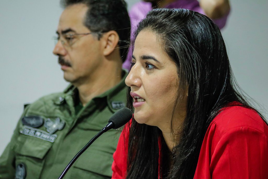 Karla Vieira assume comando da Destra