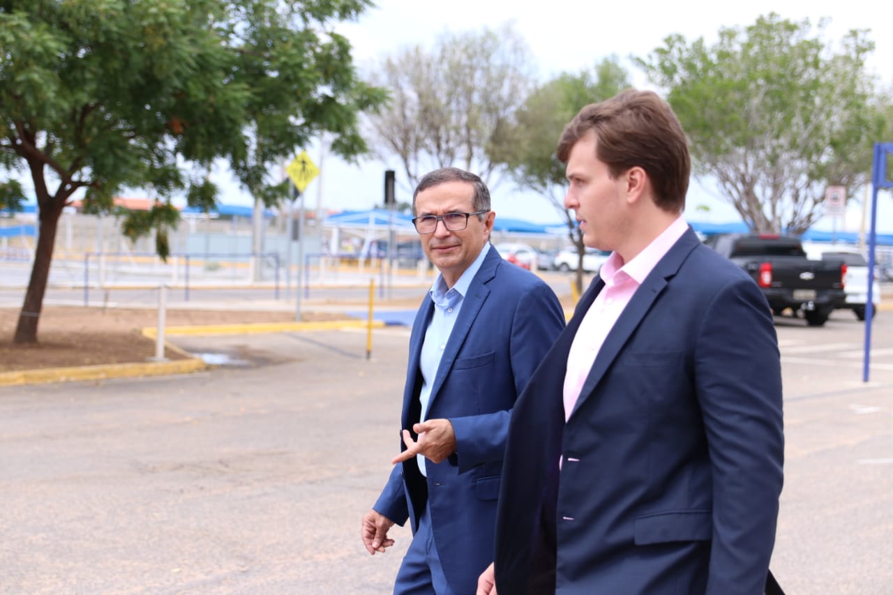 Douglas Cintra participa de ato para anúncio de obras em Petrolina