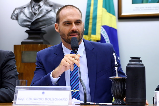 Eduardo Bolsonaro é destituído da presidência do PSL em São Paulo