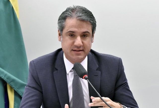 Fernando Monteiro busca acordo para projeto que trata sobre saneamento