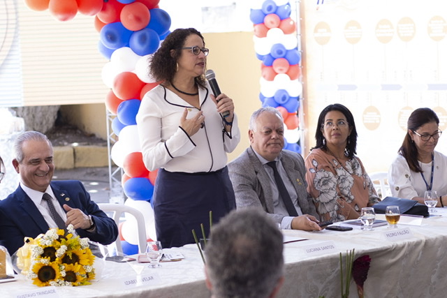 Luciana participa de solenidade em homenagem aos 135 anos do Hospital Oswaldo Cruz
