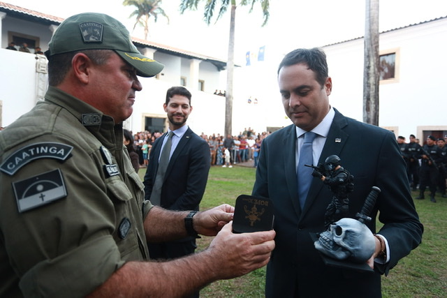 Paulo Câmara comanda cerimônia de 30 anos do BOPE