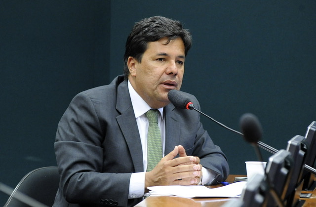 Mendonça critica decisão do Governo de Pernambuco em acabar com o BRT