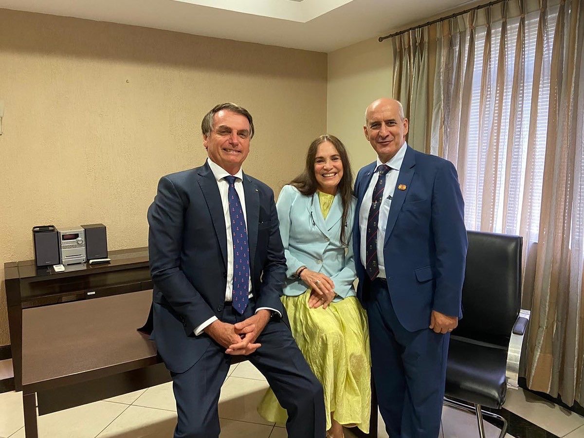 Regina Duarte assumirá pasta de Cultura no governo Bolsonaro