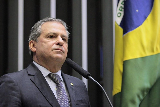 Líder do PSB diz que “desmonte do audiovisual é marca nefasta de Bolsonaro”