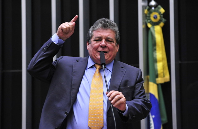 Silvio Costa se tornou uma voz ausente na política de Pernambuco