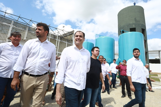 Governador inaugura sistema de abastecimento de água em Paudalho e Vitória de Santo Antão