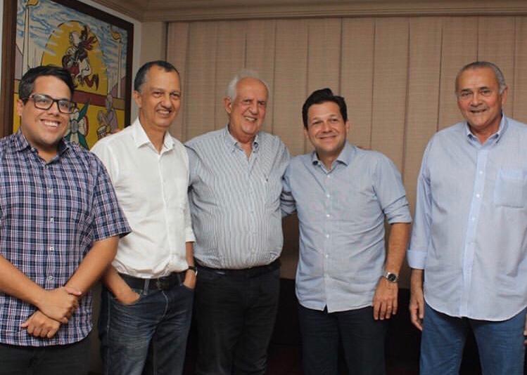 Para manter MDB na Frente Popular, Geraldo vai até Jarbas