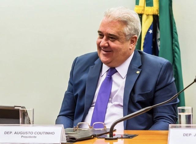 Deputado inova e lança websérie no Instagram