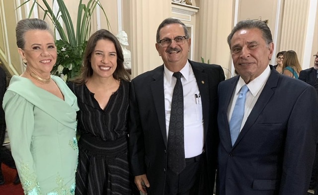 Raquel Lyra marca presença na posse do novo presidente do TJPE